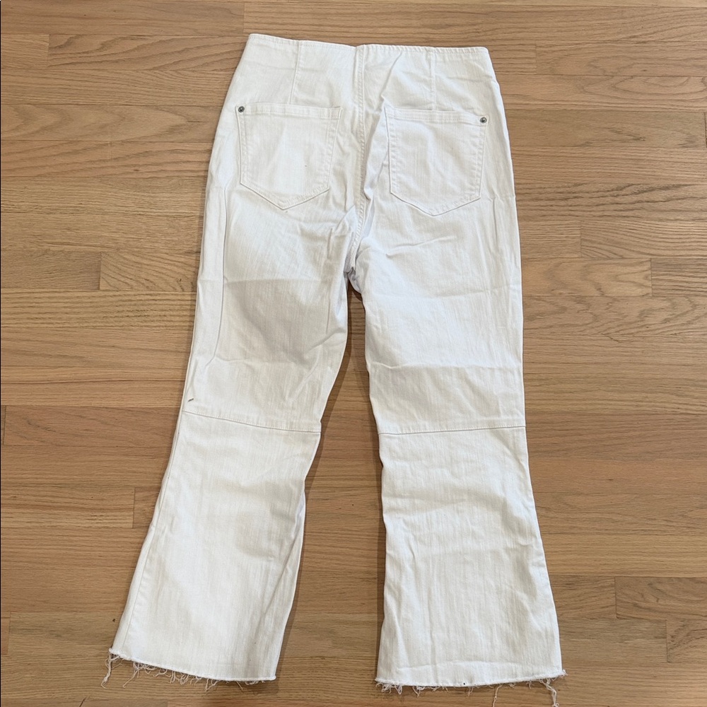 Brand new INC International Concepts White Pull-On Flare Pants - Picture 3 of 4